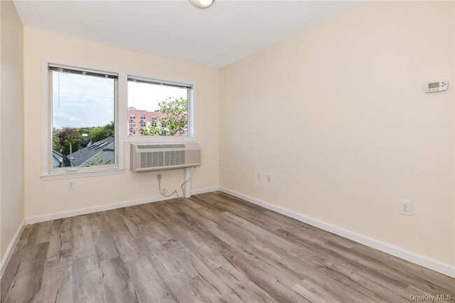 Photo - 68 Lake St Unidad 204