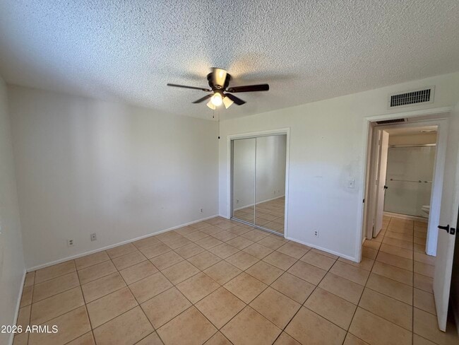 Photo - 415 N 64th Pl