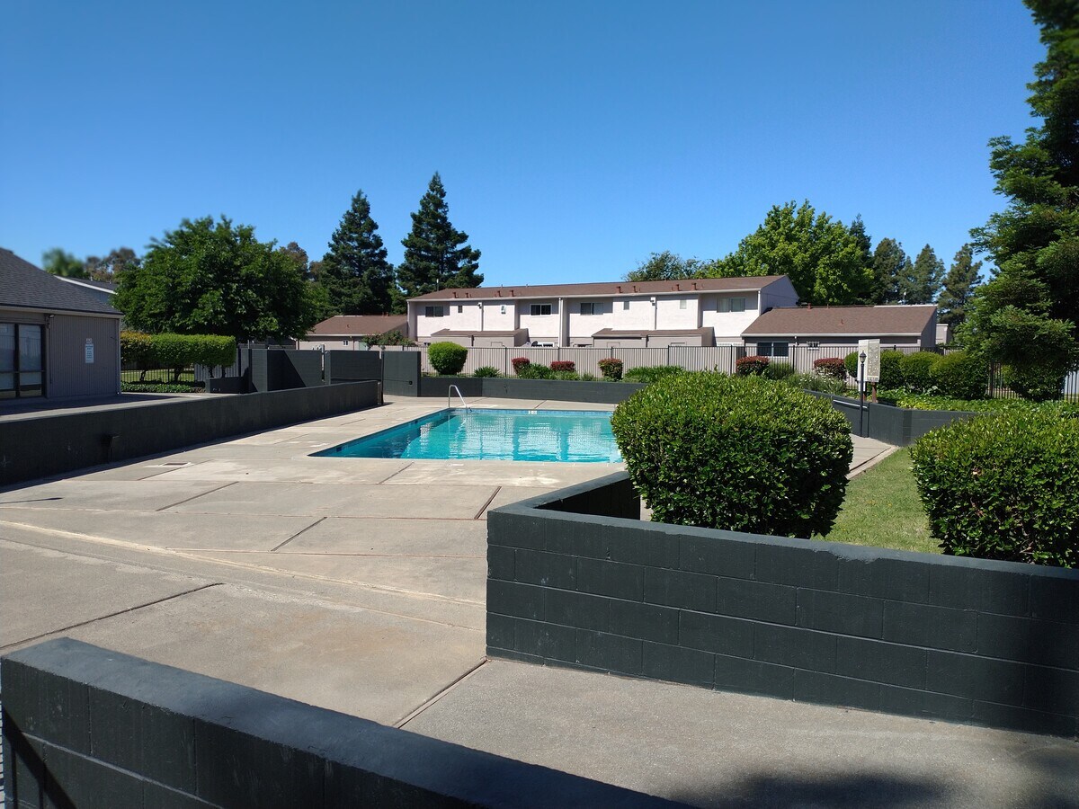 Photo - 122 Del Norte Ct