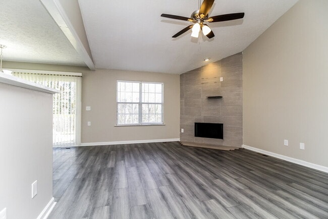 Photo - 648 Ransom Village Way