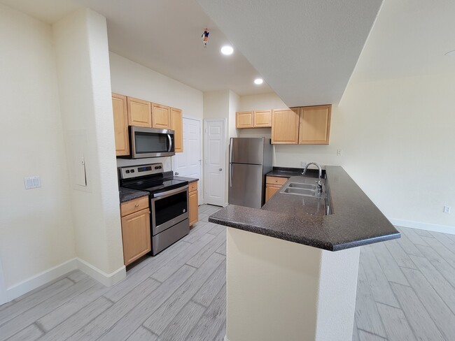 Building Photo - 19777 N 76TH St Rental