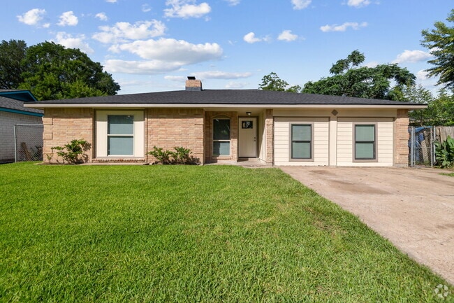 Building Photo - 15311 Old Creek Rd Rental