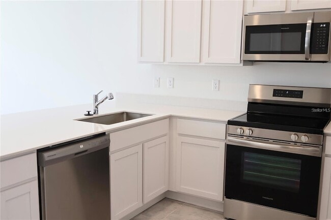 Photo - 2452 Skyline Lp