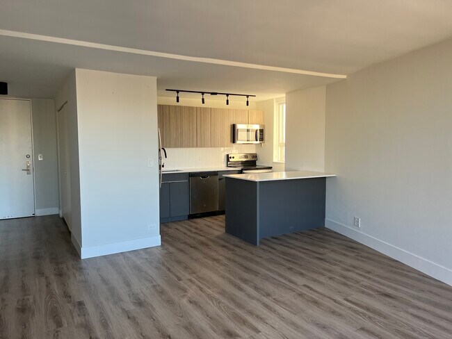 Photo - 2 E Oak St Unit 2002