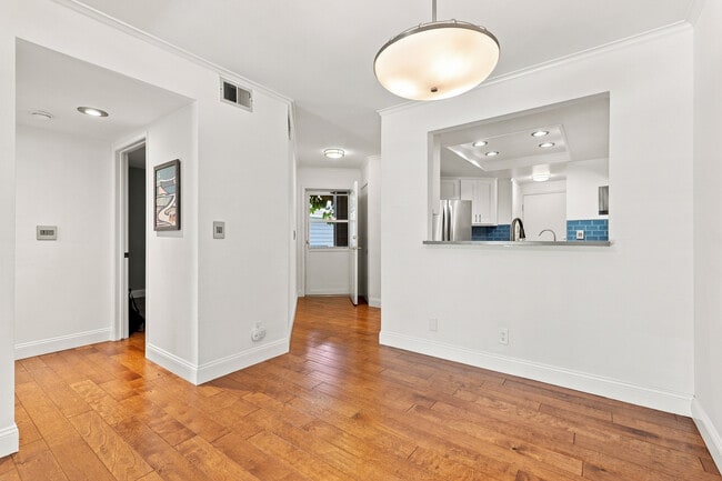 Photo - 6638 N Clybourn Ave Unit 41