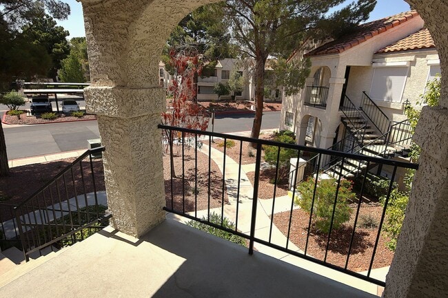 Photo - 4742 Nara Vista Way Unit 203