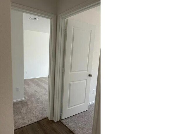 Photo - 607 Waterway Ave