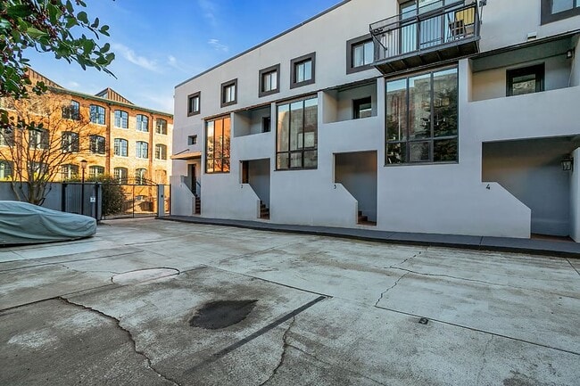 Photo - 121 S Main St Unit #3