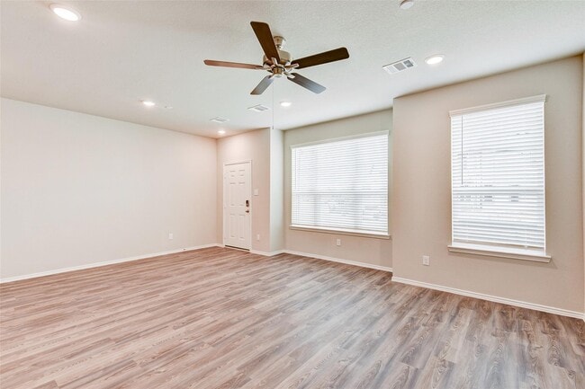 Photo - 11938 Amber Oak Wy
