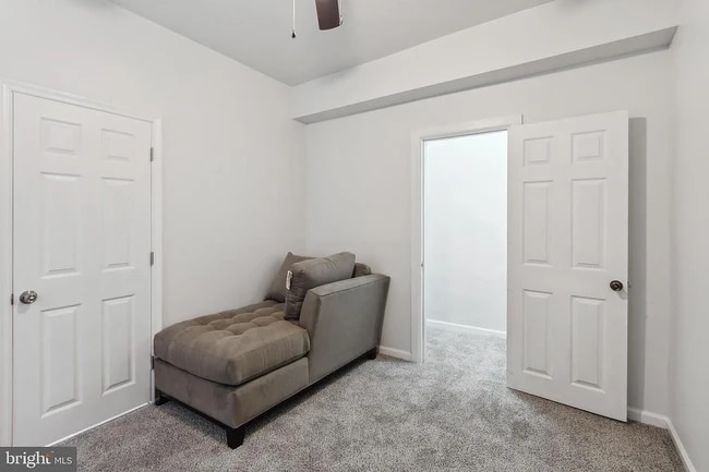 Photo - 830 W 3rd St Unit Apartment 1