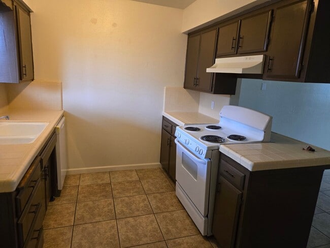 Photo - Unit For Rent