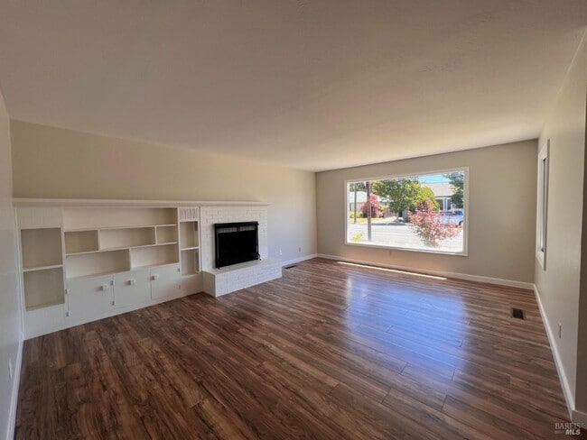 Photo - 2109 Montecito Ave