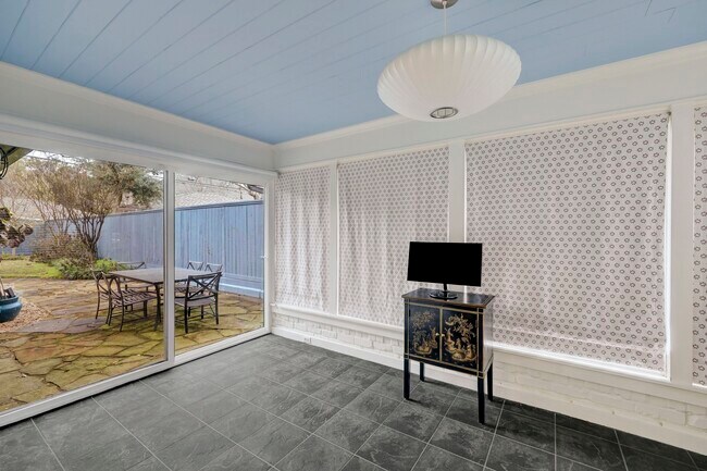 Photo - 3422 Norris Dr