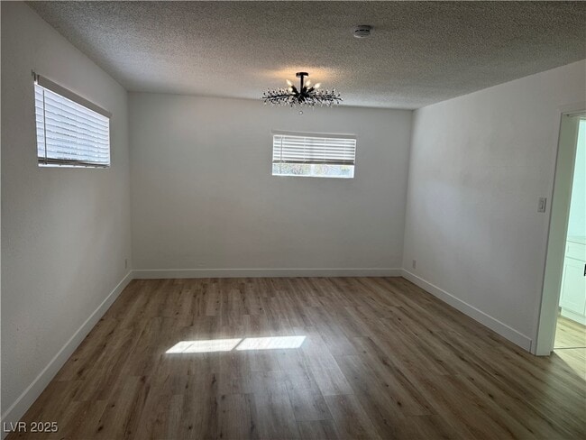 Photo - 1336 Darmak Dr House