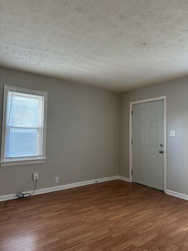 Photo - 741 E Mithoff St Unidad 741 E Mithoff St