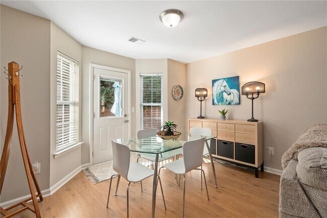 Photo - 226 Fox Creek Blvd