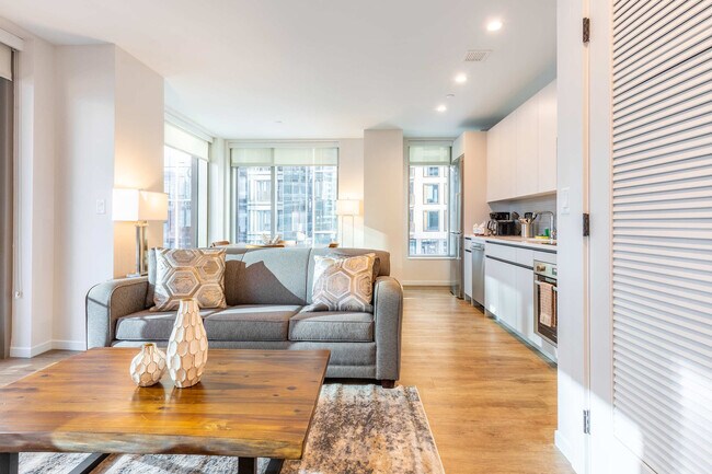 Photo - 131 Seaport Blvd Unidad SI FL6-ID1050352P