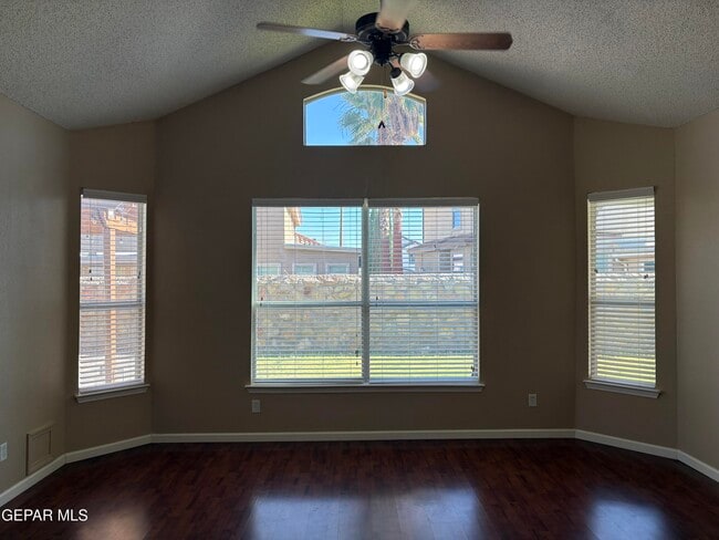 Photo - 12421 Paseo De Arco Ct