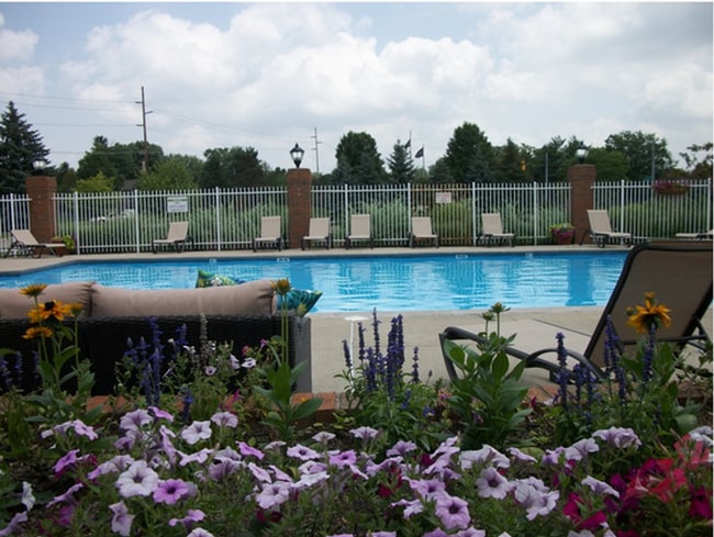 Photo - 7118 Chadwood Ln Unit 7118-2D