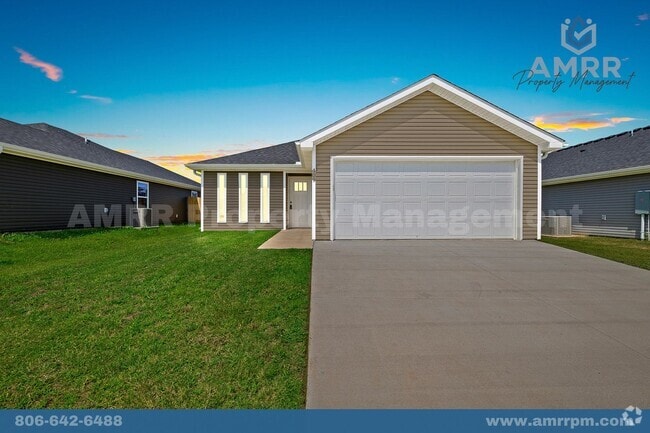 Building Photo - Charming 3-Bedroom House – Your Dream Home...