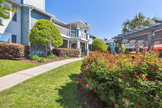 Palmetto Place Apartments