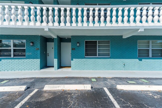 Photo - 801 NE 18th Ct Unit 108