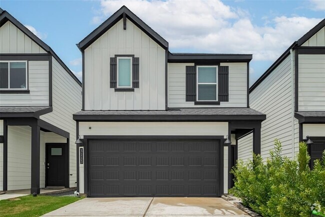 Building Photo - 3113 Crown Gate Dr Rental