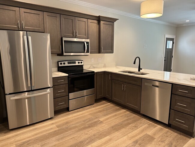 Photo - 249 N Carter St