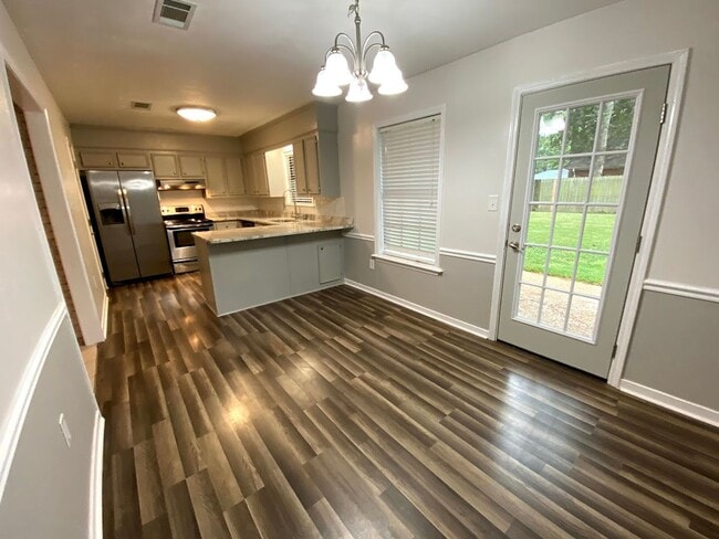 Photo - 3 Bedroom for Rent in Reservoir Brandon!