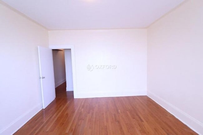 Photo - 1 bedroom in CORONA NY 11368 Unit R-3C