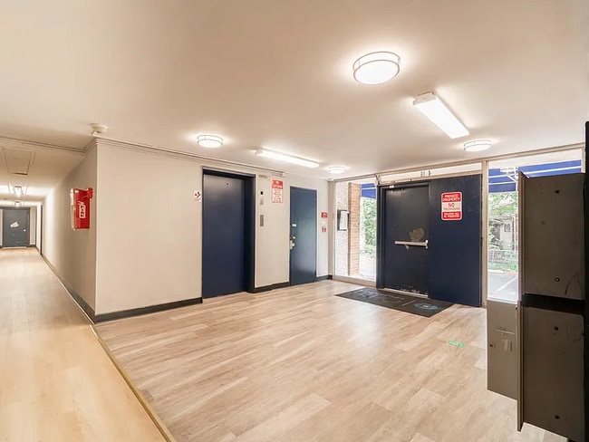 Photo - 4615 Leiper St Unit 10