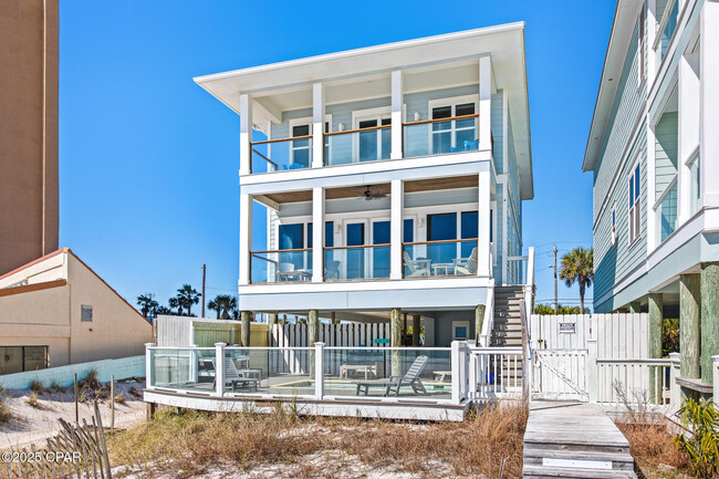 Building Photo - 17495 Front Beach Rd Rental