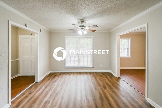 3 Bedroom Pet-Friendly Home in Bartlett, TN with Main Street Renewal