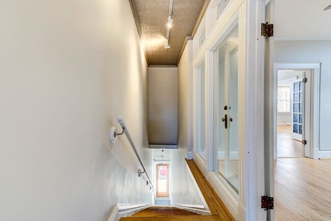 Photo - OPPORTUNITY KNOCKS 3 BED 1 BATH 1,400 SF ±... Unit A