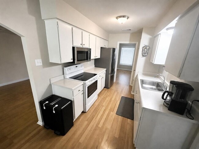 Photo - 1105 Green Meadow Dr