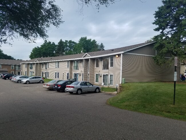 Photo - 930 6th St S