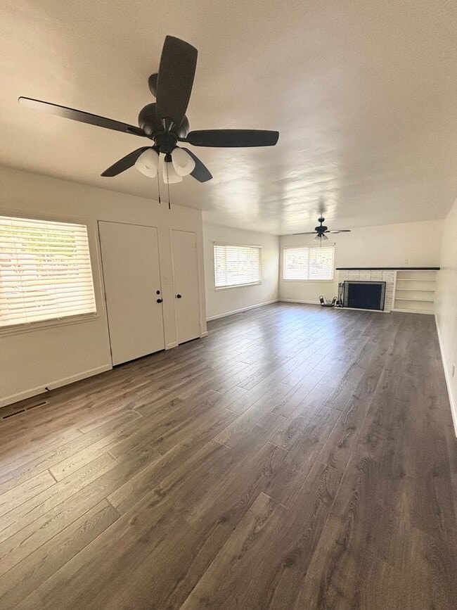 Photo - Beautiful 3 Bedroom on the Southside!