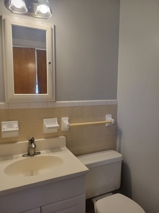 Photo - Cozy 3 Bedroom 1.5 bath