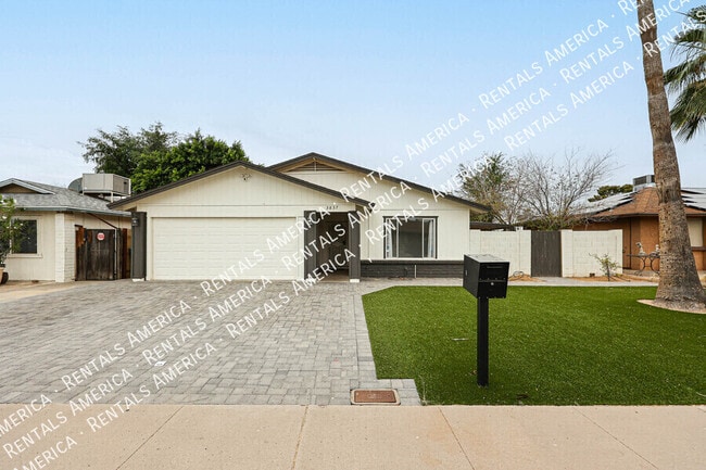 Building Photo - 3837 W Acapulco Ln
