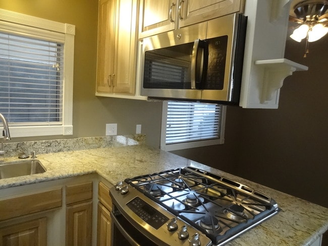 Photo - 653 7th St Unidad 653