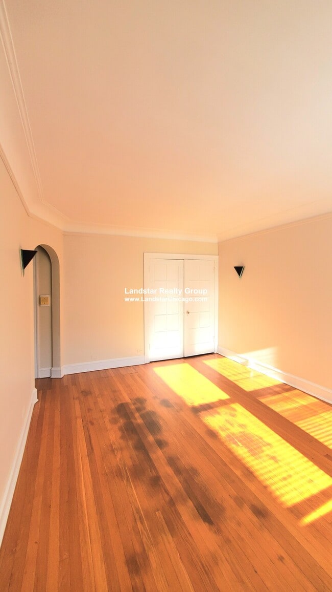 Photo - 1918 W Morse Ave Unit 3S