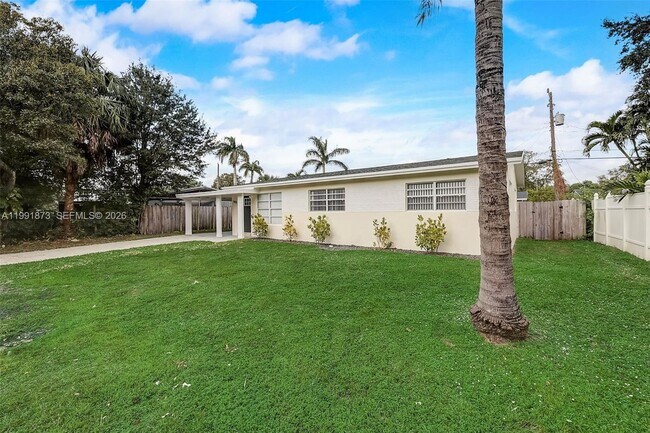 Photo - 1601 SW 32nd Pl