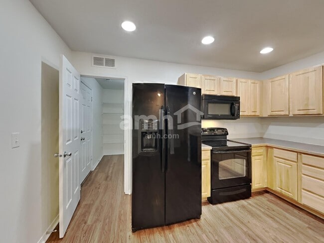 Photo - 2612 N Kristy Ave