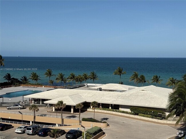 Building Photo - 1980 S Ocean Dr Unit 6K Rental