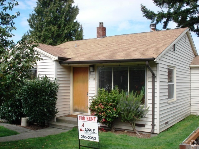 Building Photo - Cute 2BR/1BA house in wonderful Ballard/Ph...