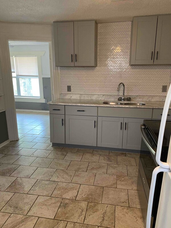 Photo - 8339 White Settlement Rd Unidad D