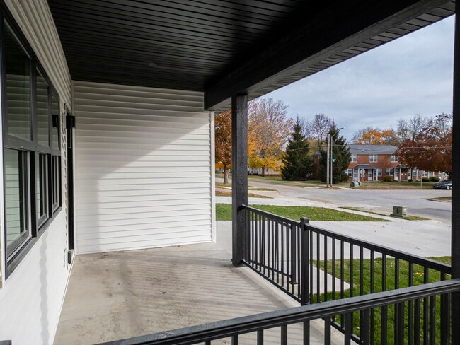 Photo - 1305 W 19th St