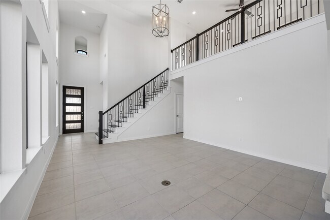 Photo - 5106 Sistine Dr