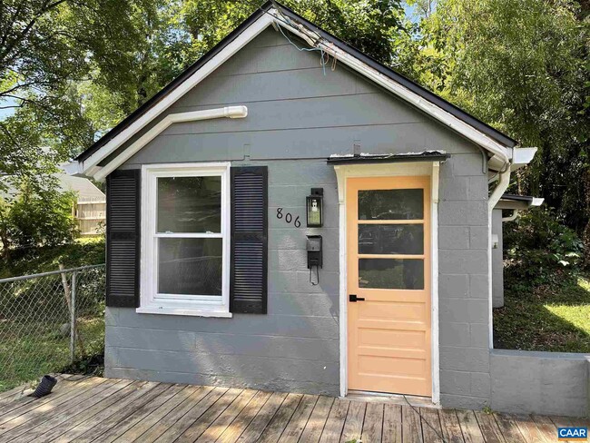 Photo - 804 Hinton Ave House