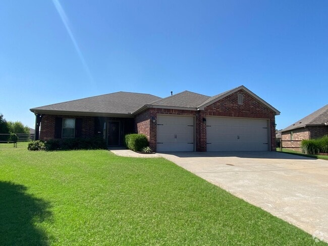 Building Photo - 3 bedroom, 2 bath in Coweta Schools! Rental